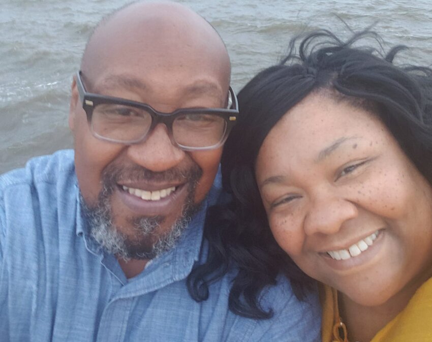 Happy thirty-second anniversary to Byron and Chiquita Moore Jones who celebrated in Pensacola, Florida. The couple had a good time relaxing and sampling great food while touring the area. Congratulations and best wishes for many more!